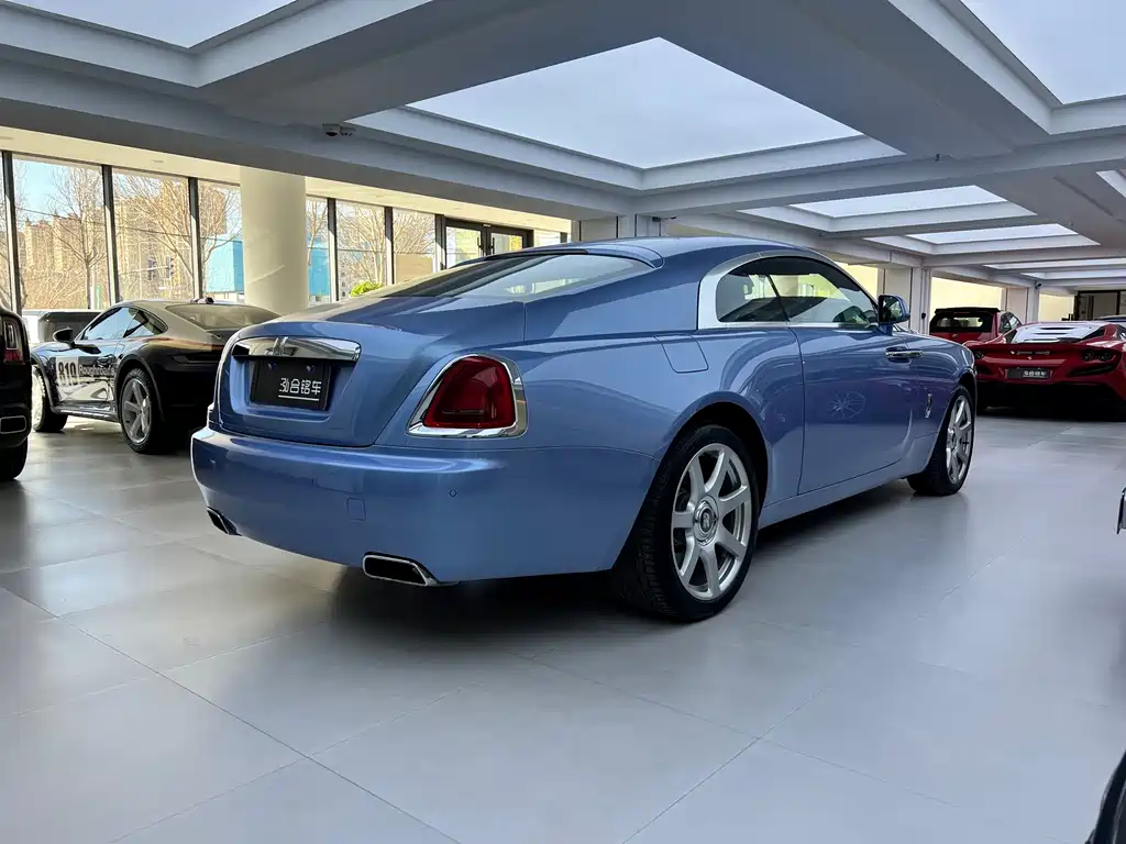 Phantom 2013 6.6T standard model купить на сайте DeffCars