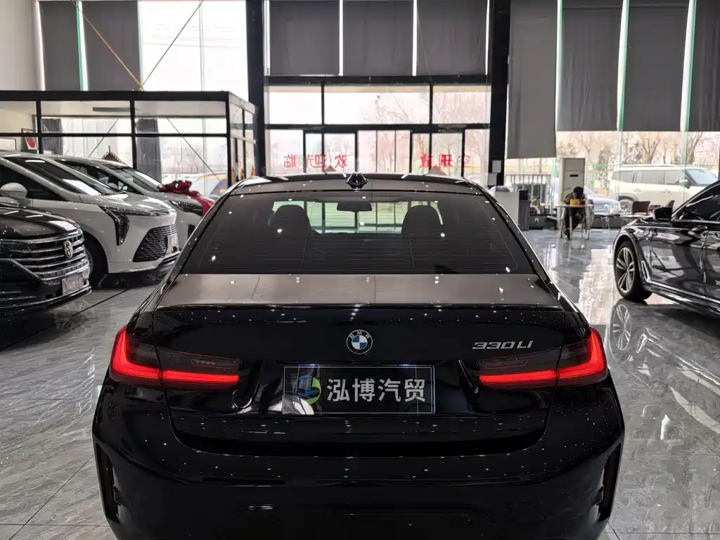 BMW 3 Series 2025 330Li M Sports Night Package купить на сайте DeffCars