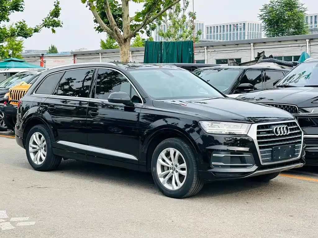 Audi Q7 2018 45 TFSI Technology купить на сайте DeffCars
