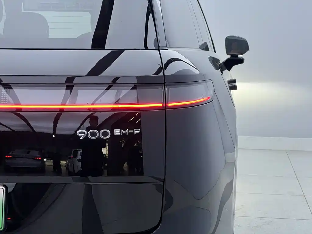 Lynk & Co 900 2025 1.5T Ultra купить на сайте DeffCars