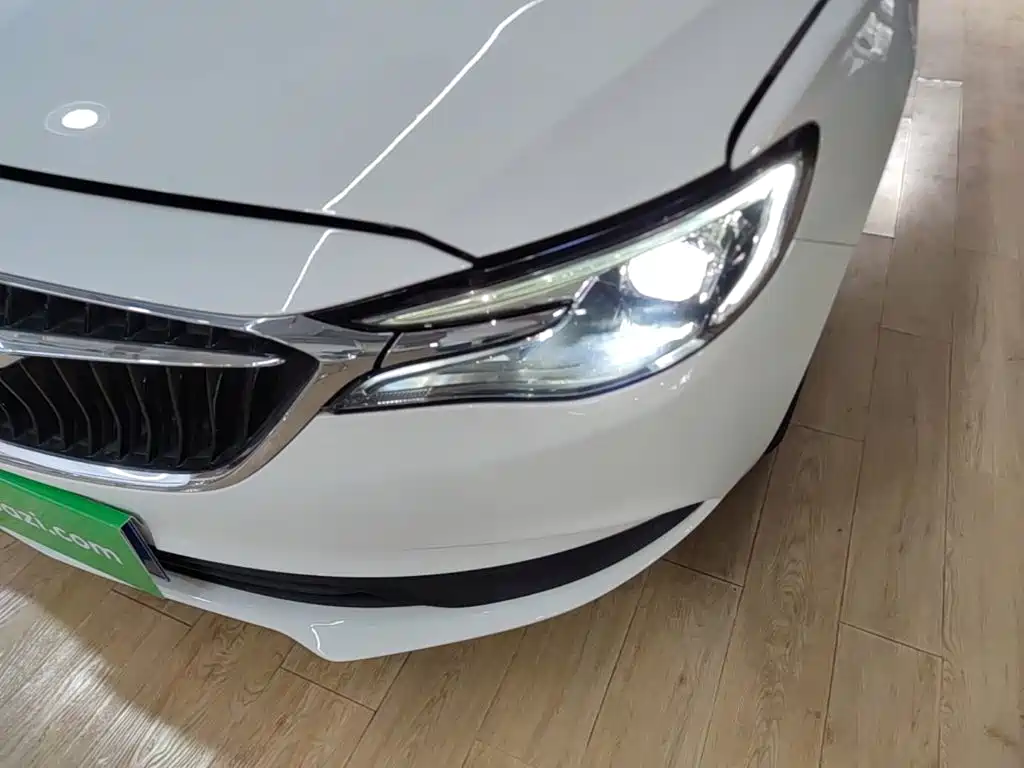 Excelle GT 2021 Modified 1.3T Automatic Light Hybrid Elite купить на сайте DeffCars