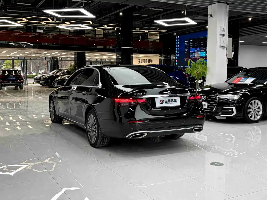 Mercedes-Benz E-Class 2023 E 300 L Luxury Model купить на сайте DeffCars