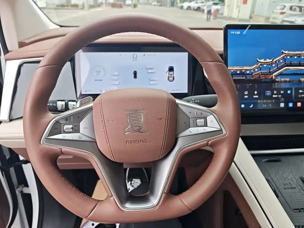 Summer 2025 DM-i 1.5T 100km transcendent type купить на сайте DeffCars