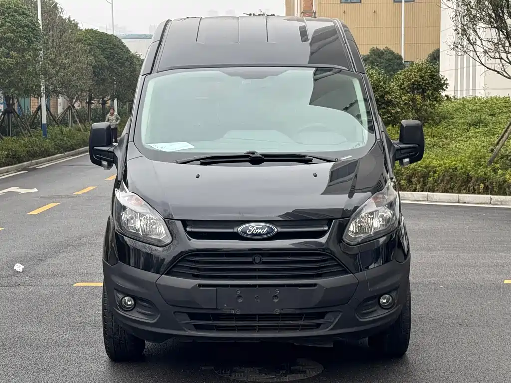 Transit 2019 2.0T diesel multi-functional commercial vehicle, central axle, mid-roof, 6-seater National VI купить на сайте DeffCars