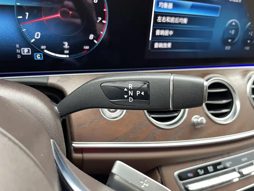 Mercedes-Benz E-Class 2023 facelift E 300 L luxury model купить на сайте DeffCars