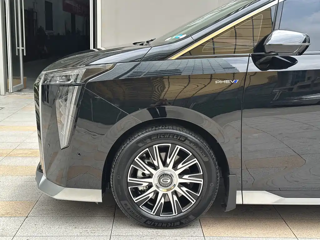 Trumpchi E9 2025 E9 Super Fast Charging Master купить на сайте DeffCars