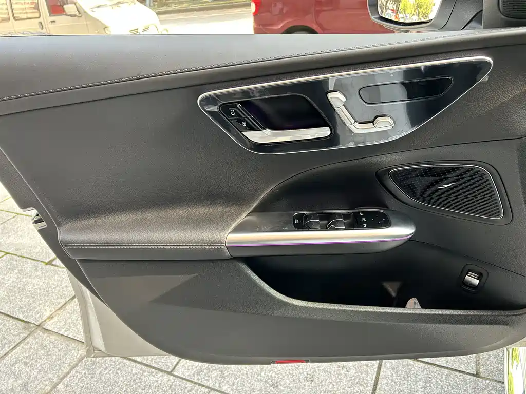 Mercedes-Benz C-Class 2024 facelift C 260 L sports version купить на сайте DeffCars