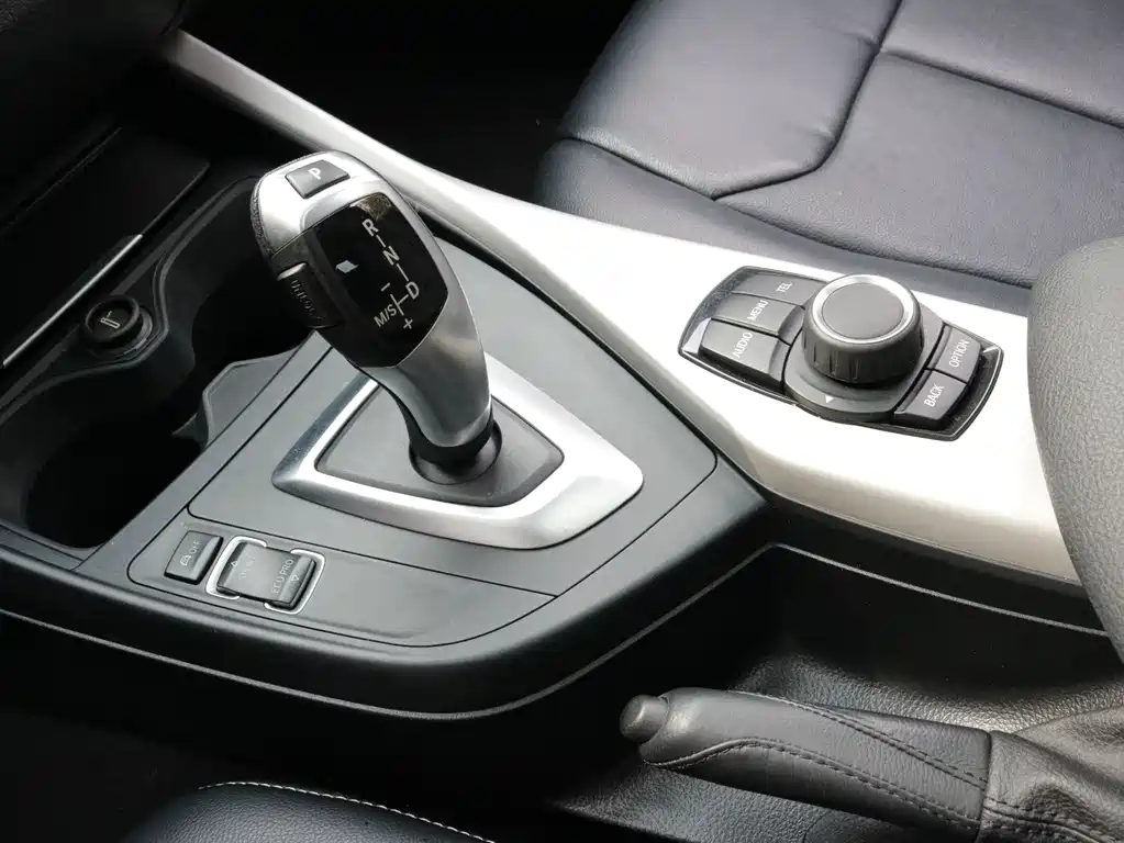 BMW 1 Series 2017 118i Sports купить на сайте DeffCars