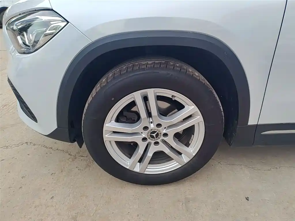 Mercedes-Benz GLA 2023 facelift GLA 200 купить на сайте DeffCars