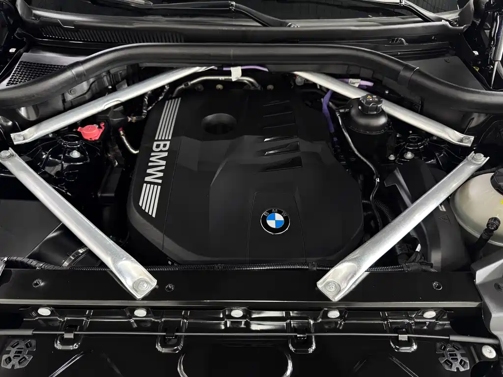 BMW X6 2023 xDrive40i M Sports Package купить на сайте DeffCars