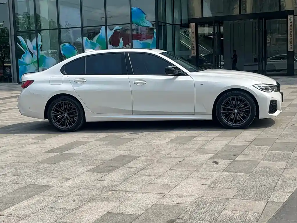 BMW 3 Series 2022 325Li M Sports Night Package купить на сайте DeffCars