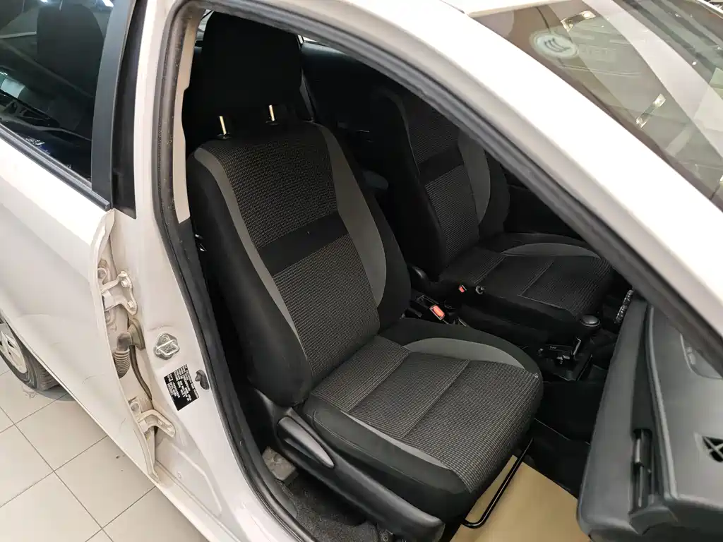 Vios 2022 1.5L 20th Anniversary Edition купить на сайте DeffCars