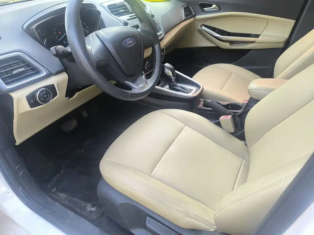 Escort 2017 facelift 1.5L automatic comfort model купить на сайте DeffCars