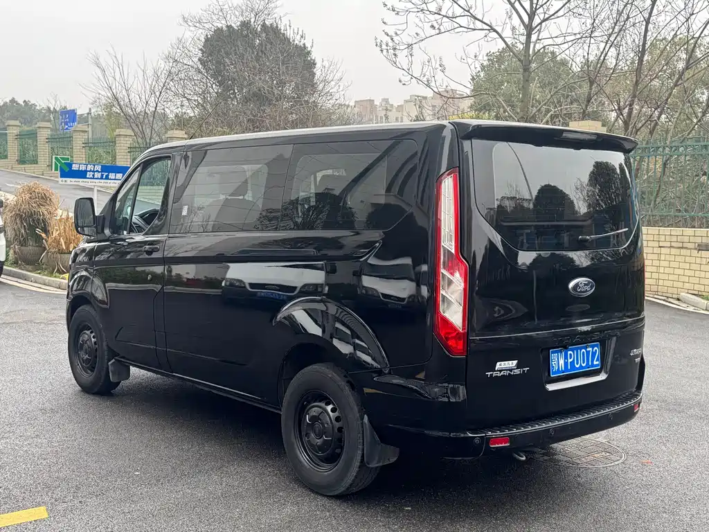 Transit 2019 2.0T diesel business travel short-axle low-roof 7-seater National VI купить на сайте DeffCars