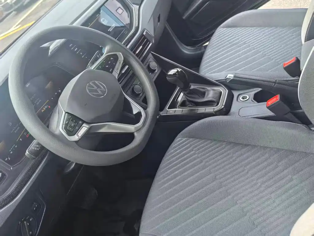 Lavida 2023 Xinrui 1.5L Automatic Xinyi Edition купить на сайте DeffCars