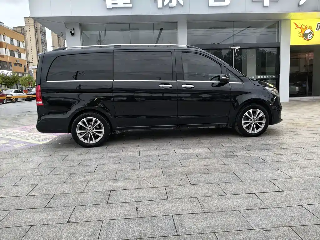Mercedes-Benz V-Class 2022 V 260 Pilot Edition купить на сайте DeffCars
