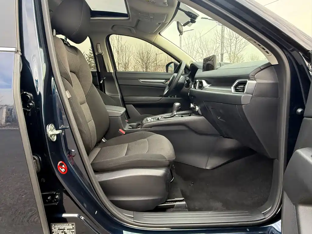 Mazda CX-5 2022 2.0L automatic two-wheel drive smart model купить на сайте DeffCars