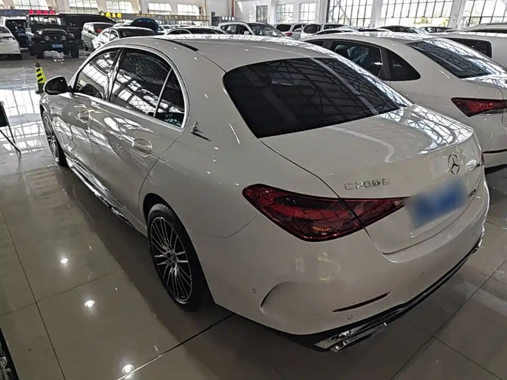 Mercedes-Benz C-Class 2024 facelift C 200 L sports version купить на сайте DeffCars