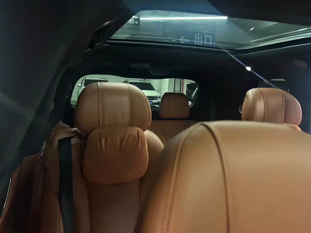 Wenjie M9 2024 extended range Ultra version 42kWh 6-seater version купить на сайте DeffCars