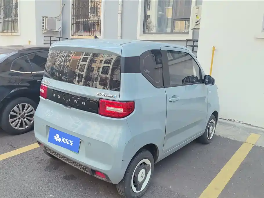 Hongguang MINIEV 2022 Relaxed Lithium Iron Phosphate купить на сайте DeffCars