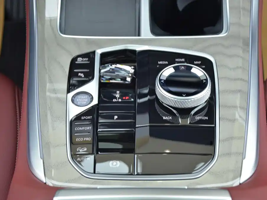 BMW X5 2026 facelift xDrive 40Li M Sports Night Package купить на сайте DeffCars