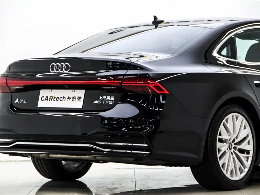 Audi A7L 2024 45TFSI S-line Dream Building Liquid Crystal Package купить на сайте DeffCars