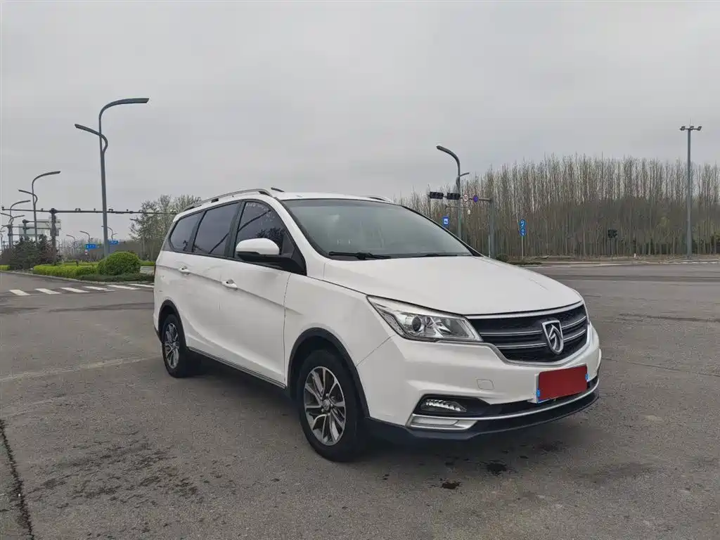 Baojun 730 2019 1.5T CVT fashionable 7-seater National VI купить на сайте DeffCars