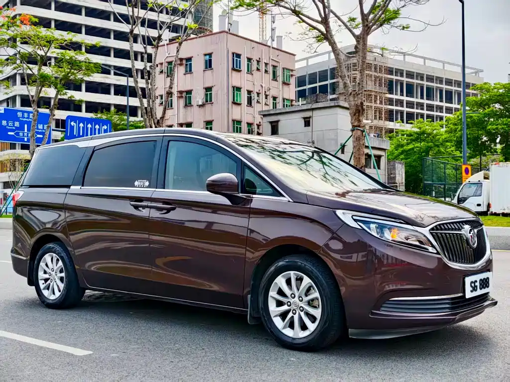 Buick GL8 2018 ES 28T Comfort Type National VI купить на сайте DeffCars