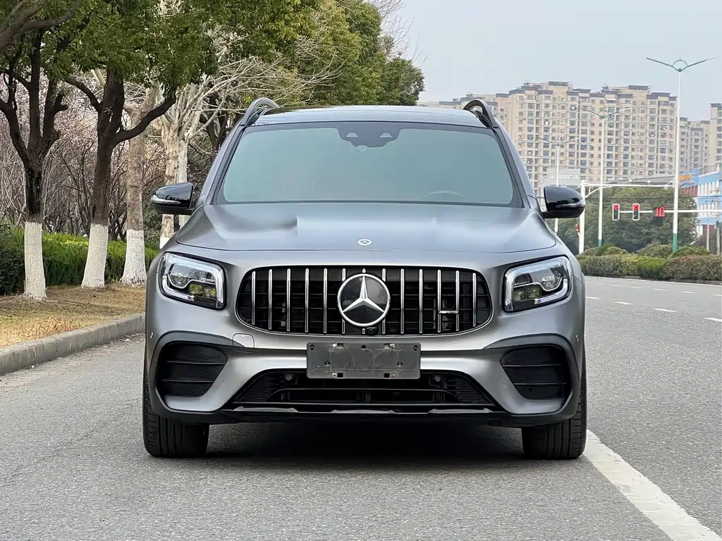 Mercedes-Benz GLB AMG 2023 AMG GLB 35 4MATIC купить на сайте DeffCars