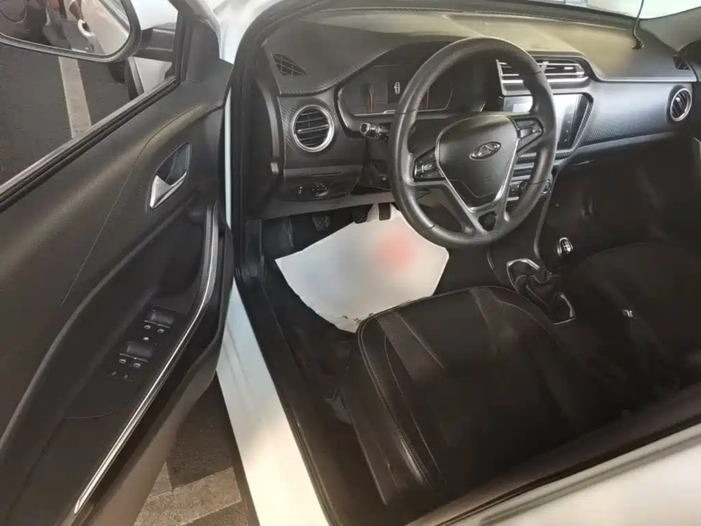 Tiggo 3X 2020 Quality Edition 1.5L Manual Deluxe купить на сайте DeffCars