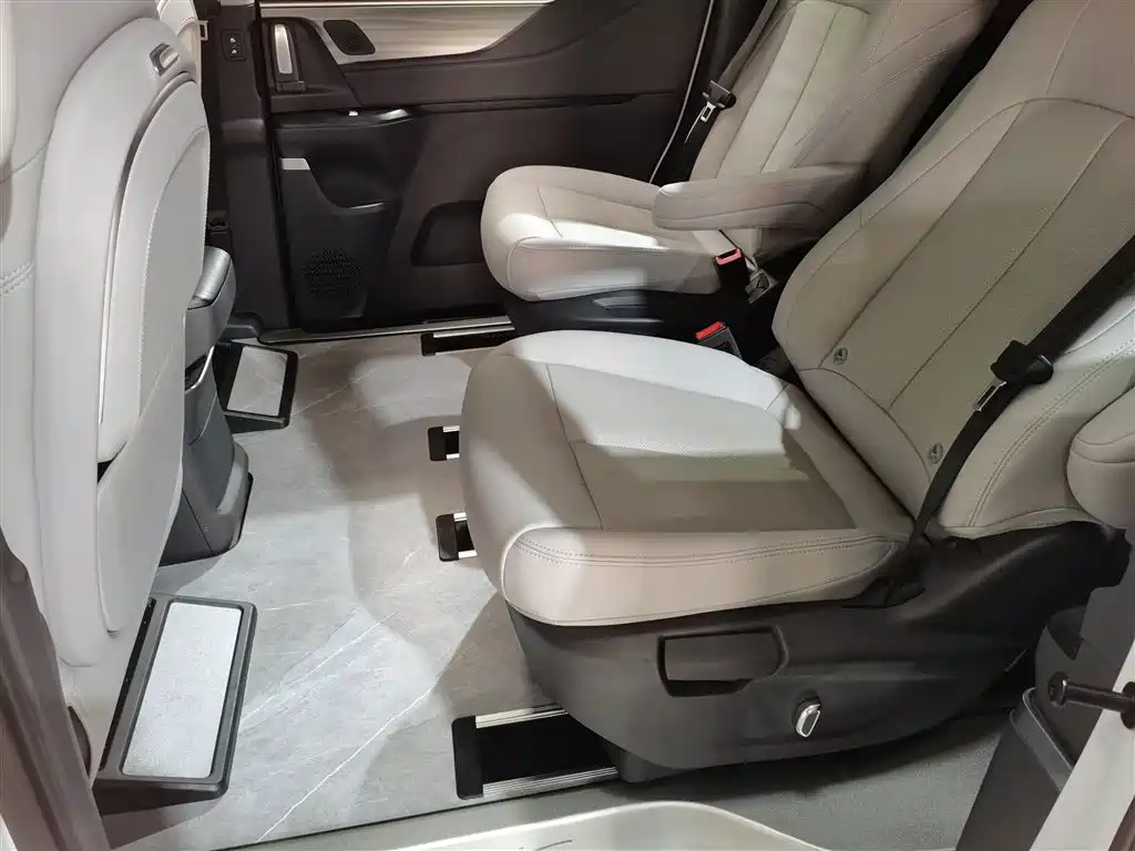 Buick GL8 2025 Lu Zun Smart Edition купить на сайте DeffCars