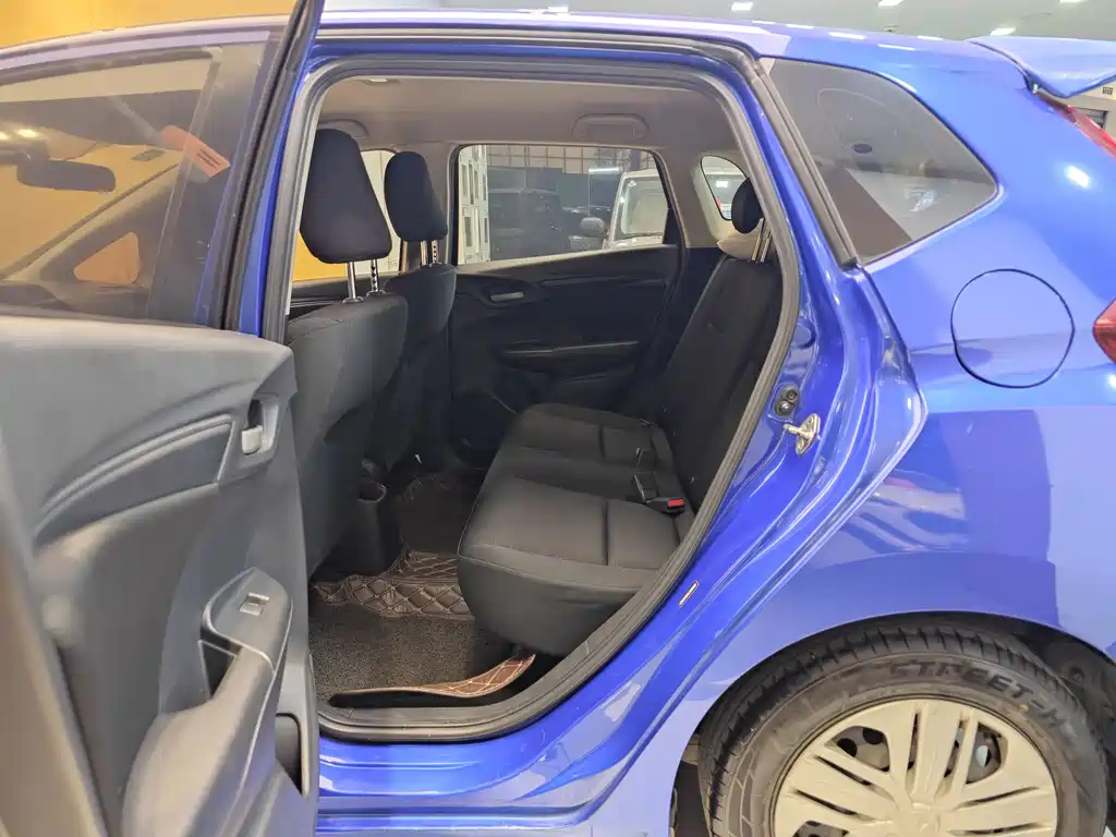 Fit 2018 1.5L CVT Comfort Edition купить на сайте DeffCars