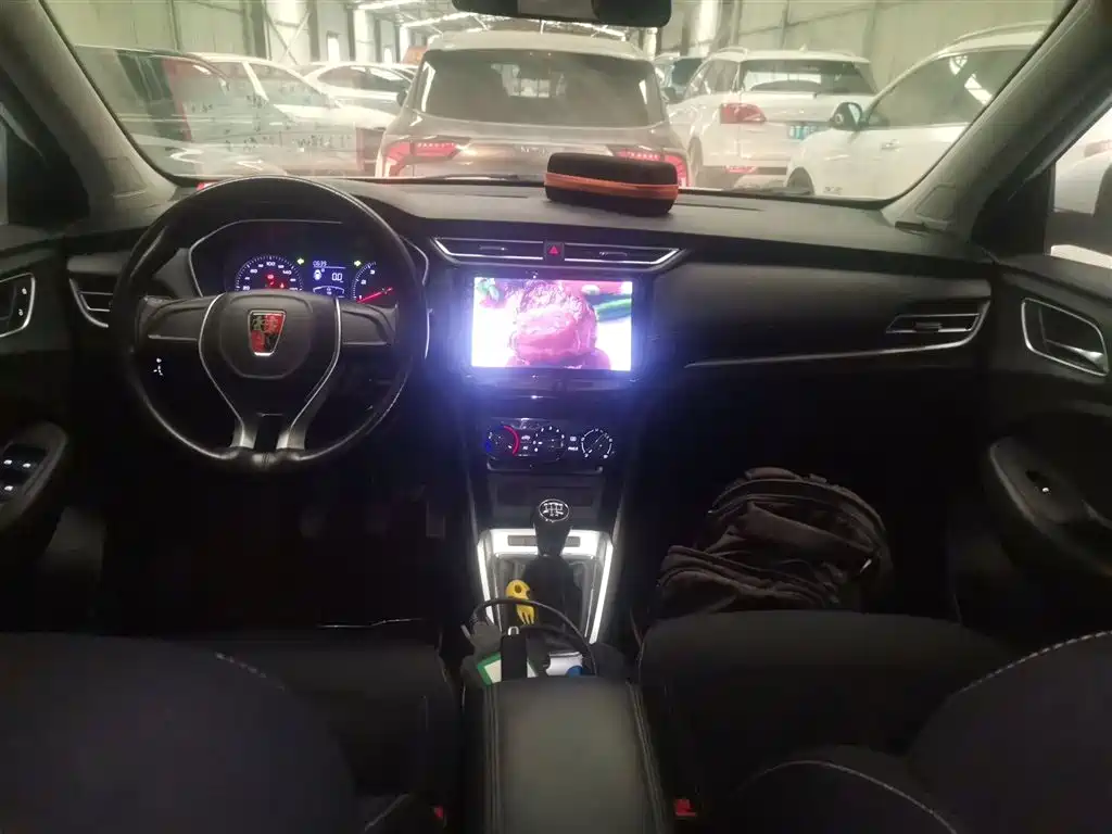 Roewe RX3 2020 1.6L Manual Super Cool Enterprising Edition купить на сайте DeffCars