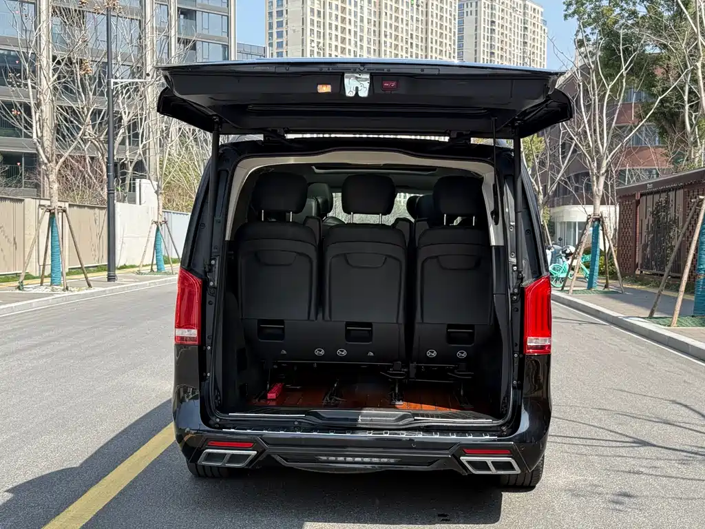 Mercedes-Benz V-Class 2018 V 260 Pilot Edition National VI купить на сайте DeffCars