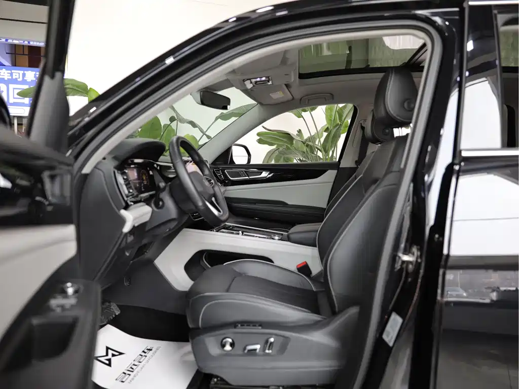 Touron 2022 380TSI four-wheel drive luxury version купить на сайте DeffCars