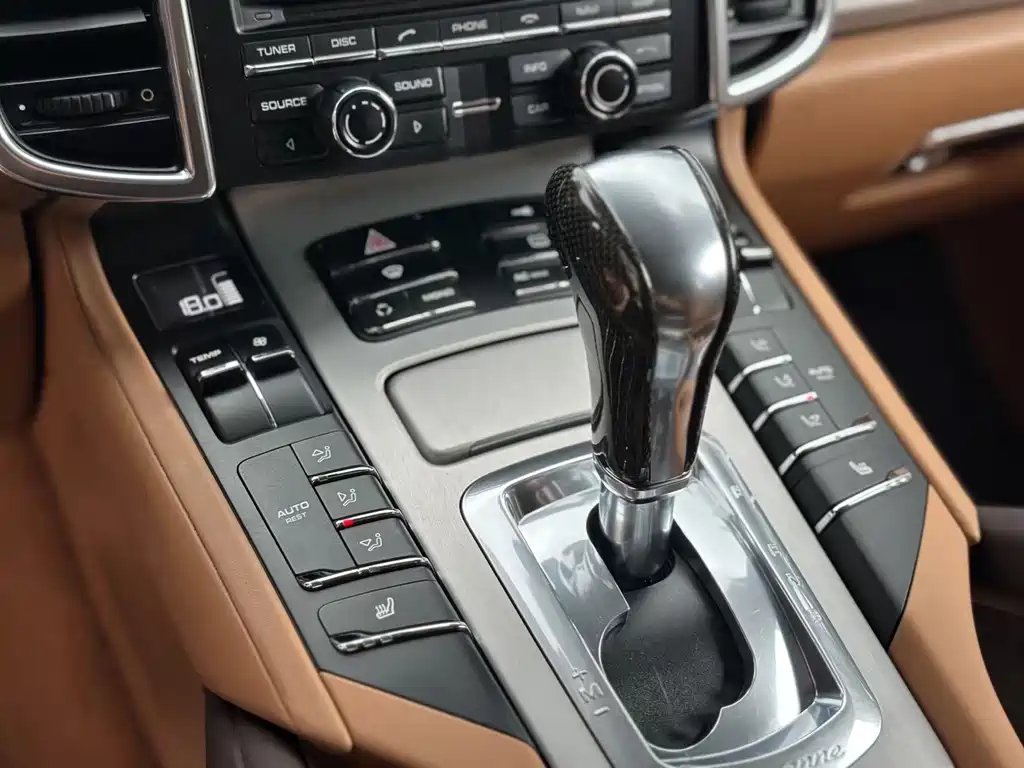 Cayenne 2011 Cayenne Turbo 4.8T купить на сайте DeffCars