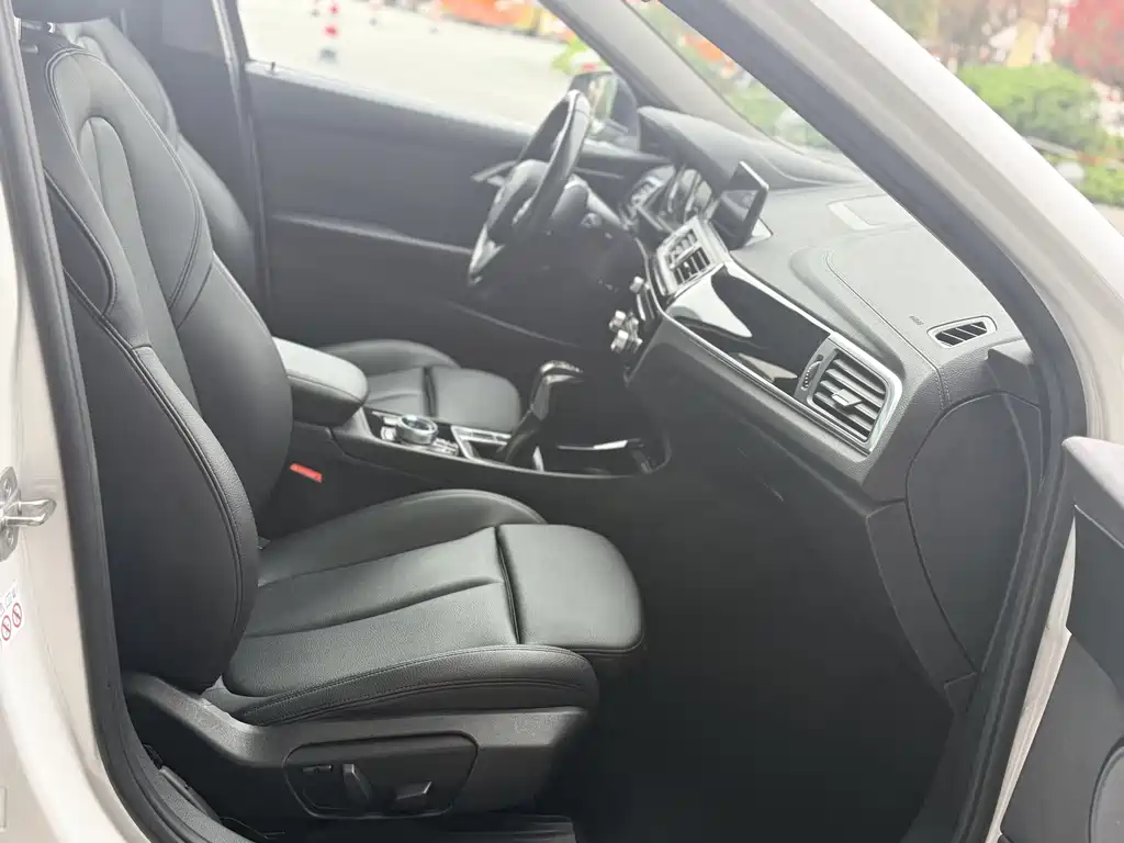 BMW 1 Series 2018 118i Sports купить на сайте DeffCars