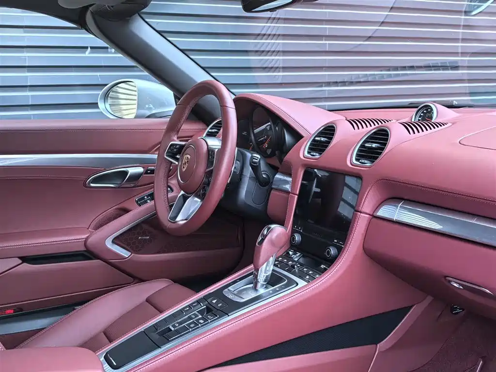 Porsche 718 2023 Boxster Style Edition 2.0T купить на сайте DeffCars