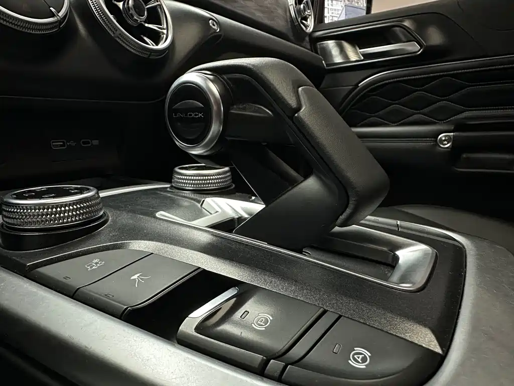 Tank 300 2021 Off-Road Version 2.0T Conqueror купить на сайте DeffCars