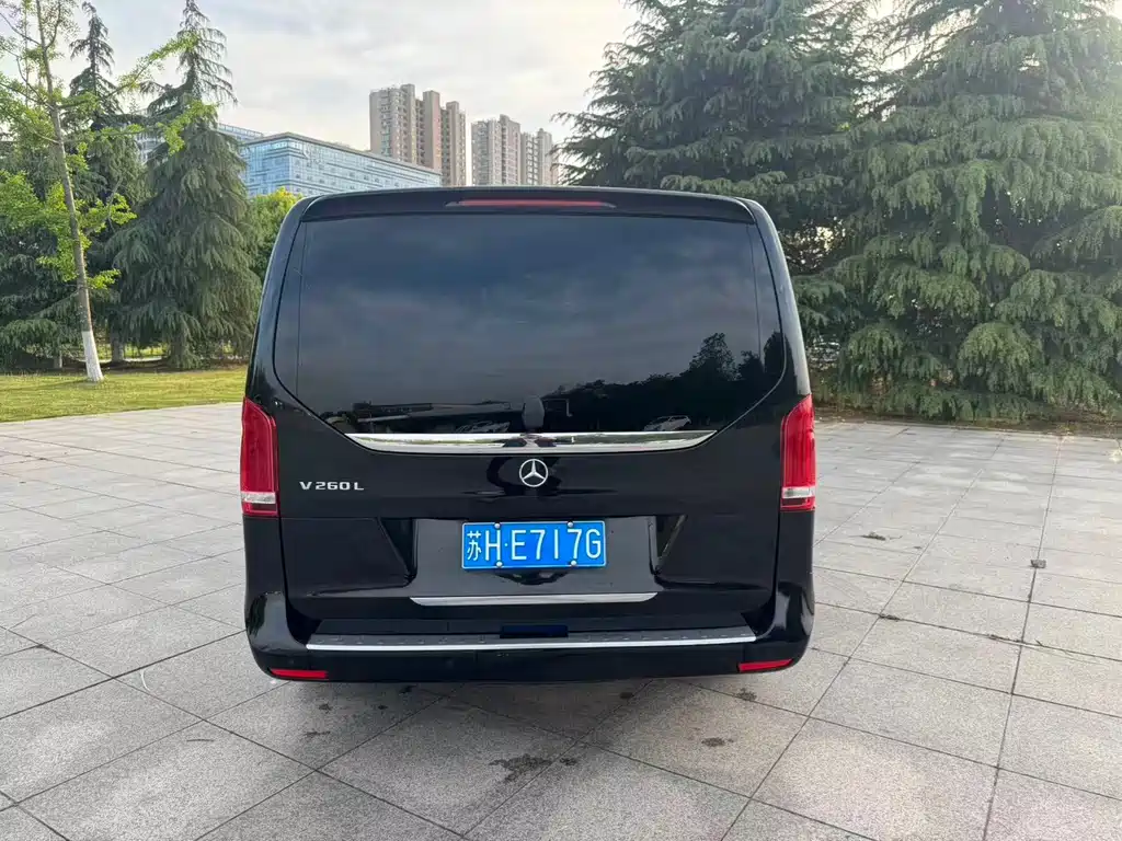 Mercedes-Benz V-Class 2018 V 260 L Premium Extended Edition National VI купить на сайте DeffCars