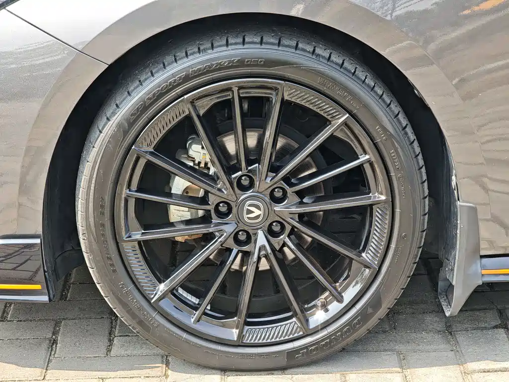 Changan UNI-V 2023 1.5T sports version купить на сайте DeffCars