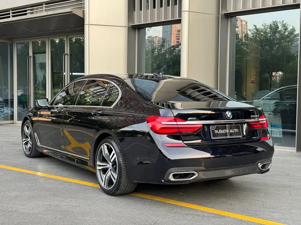 BMW 7 Series 2018 750Li xDrive M Sports Package купить на сайте DeffCars