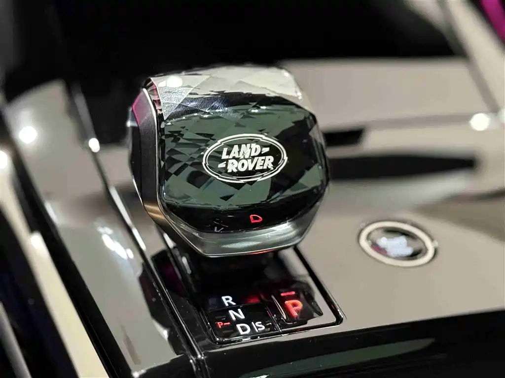 Range Rover Sport 2024 400PS Model Edition купить на сайте DeffCars