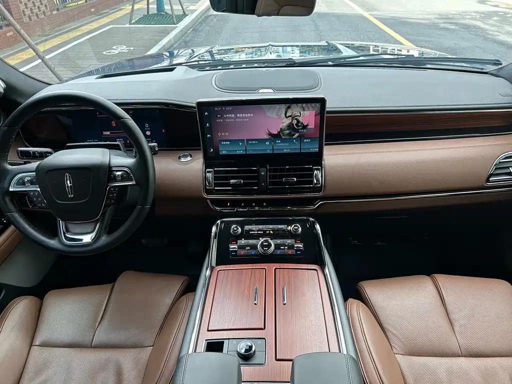 Navigator 2022 3.5T Honor Edition купить на сайте DeffCars