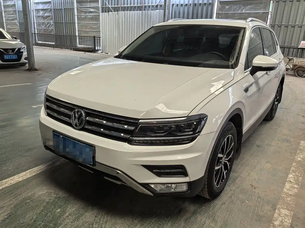 Tiguan L 2018 330TSI automatic two-wheel drive luxury version купить на сайте DeffCars