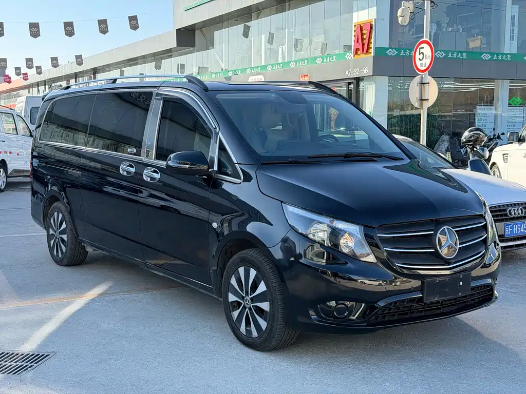 Vito 2023 2.0T Business Edition 7 seats купить на сайте DeffCars