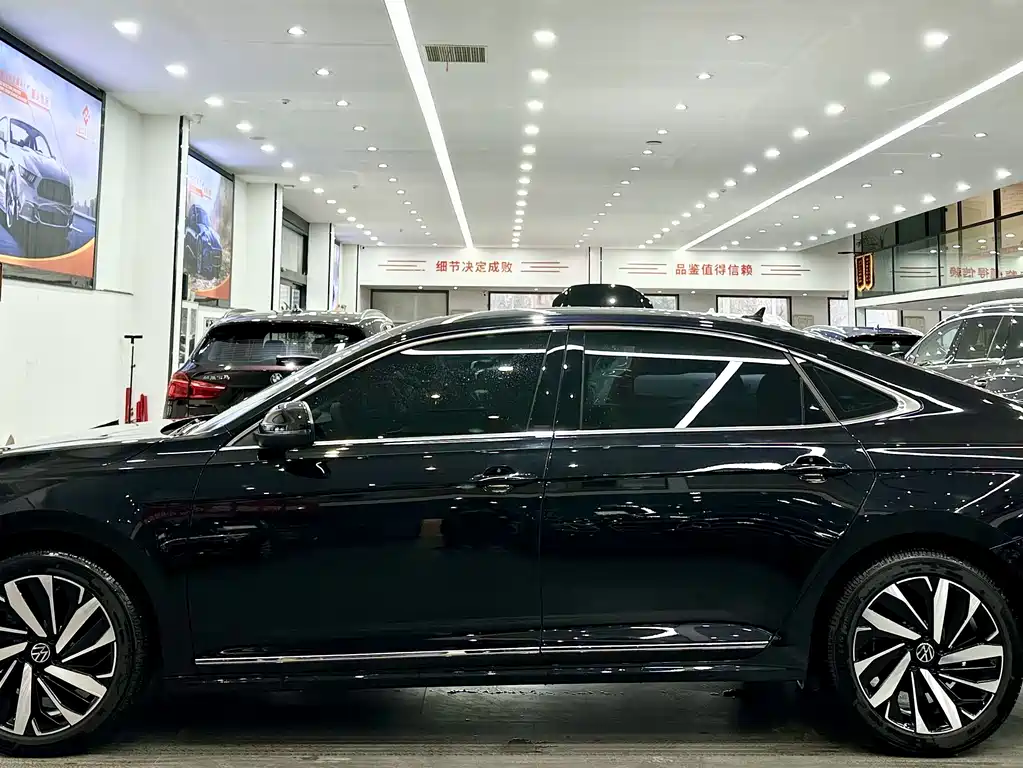 Passat 2023 330TSI Elite Edition купить на сайте DeffCars