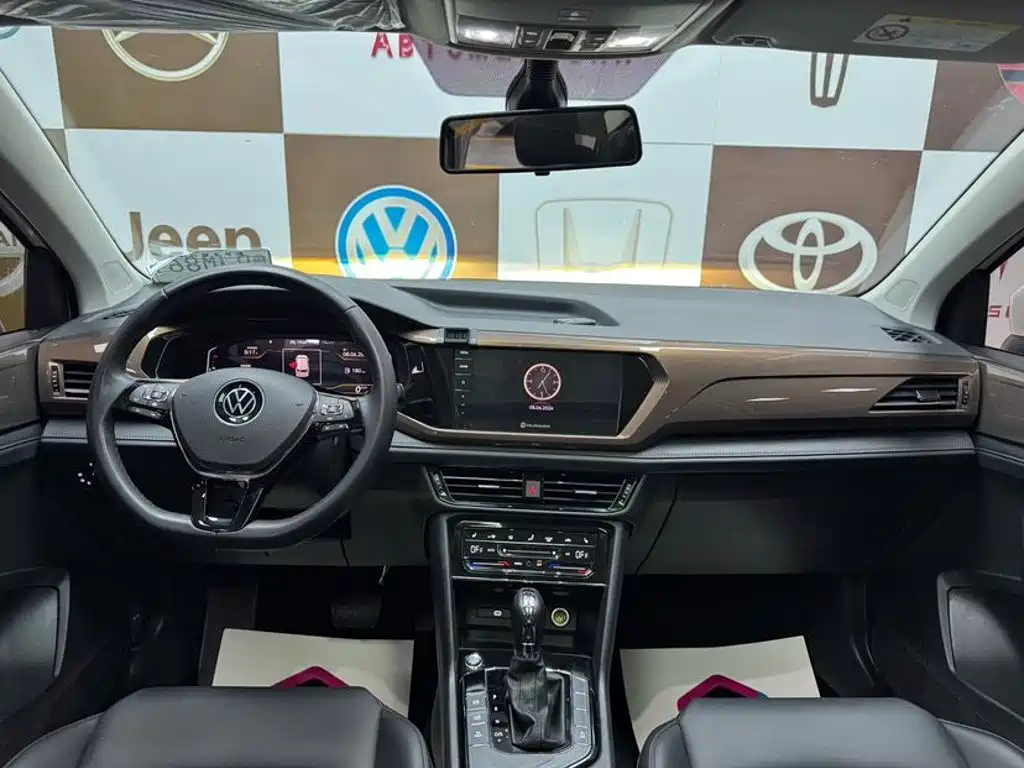 Tuyue 2022 280TSI two-wheel drive luxury version купить на сайте DeffCars