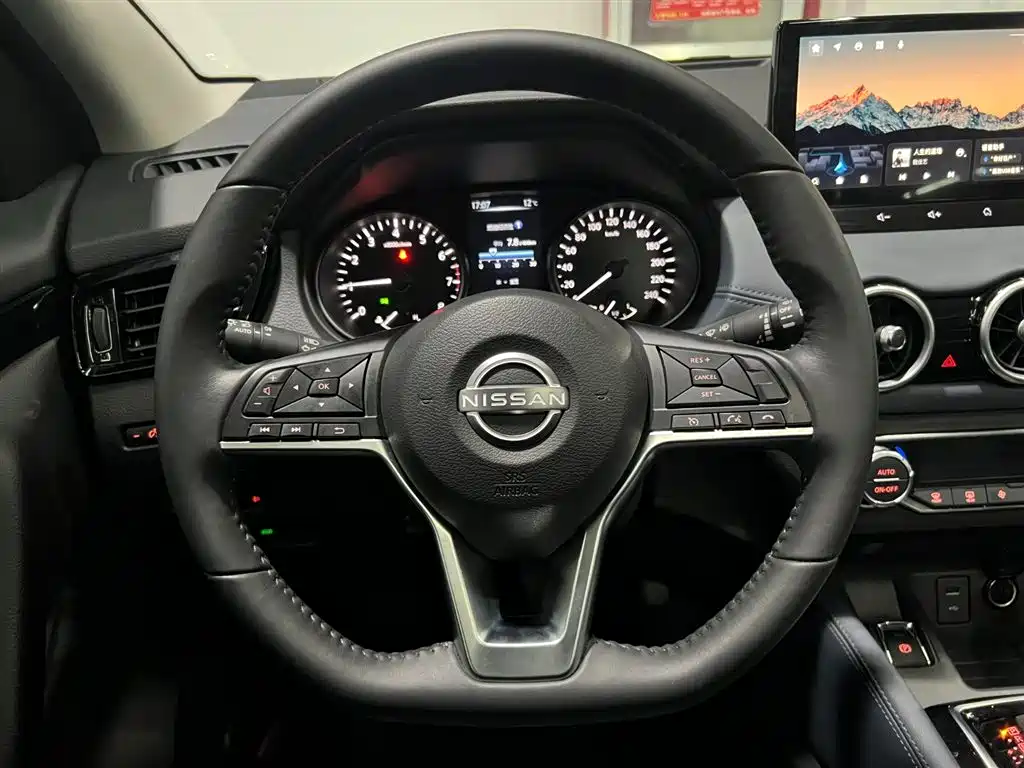 Qashqai 2025 Honor 2.0L CVT XV+ Leading Edition купить на сайте DeffCars