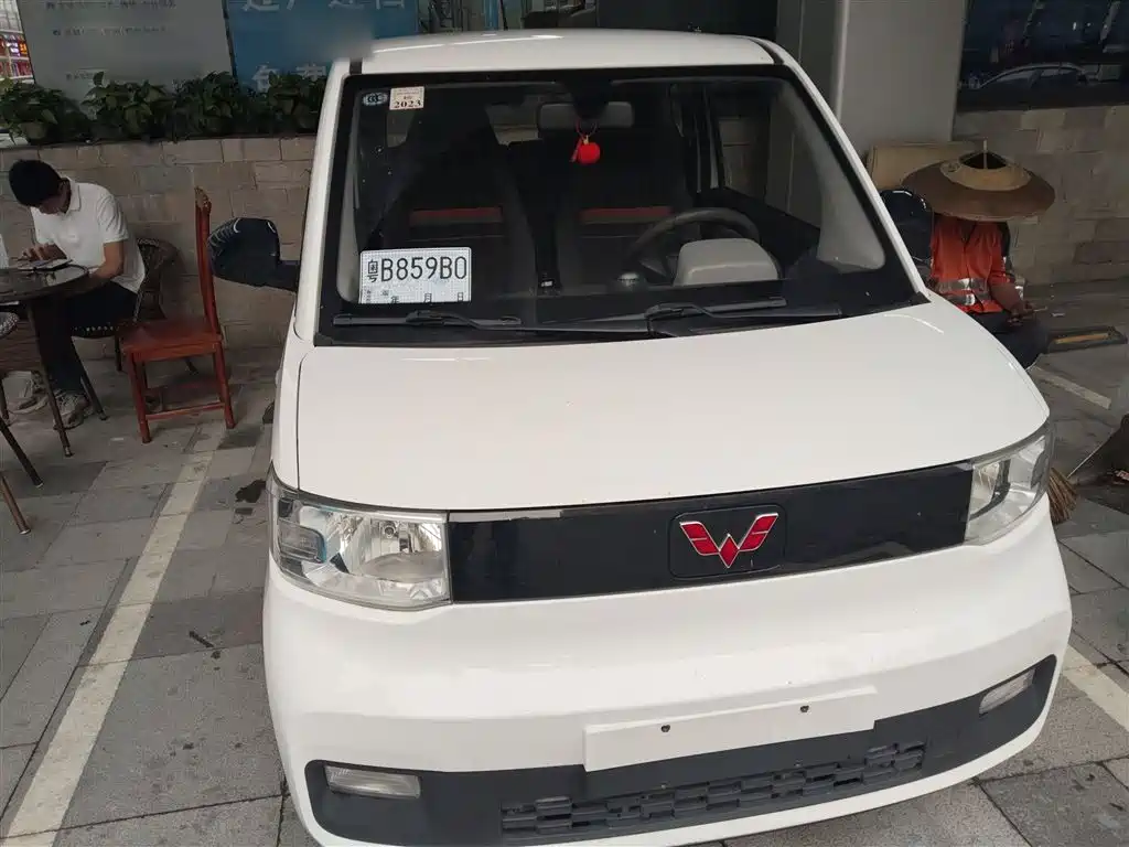 Hongguang MINIEV 2020 Free Model Lithium Iron Phosphate купить на сайте DeffCars